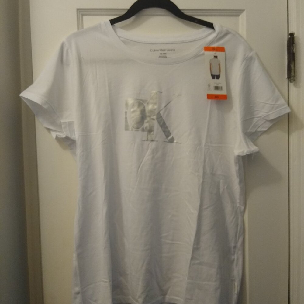 Calvin Klein White T-Shirt - XXL